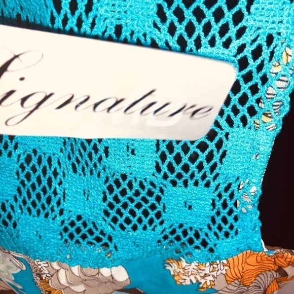 3 for $20!- Fun Sunshine Blouse Size S - Picture 6 of 6